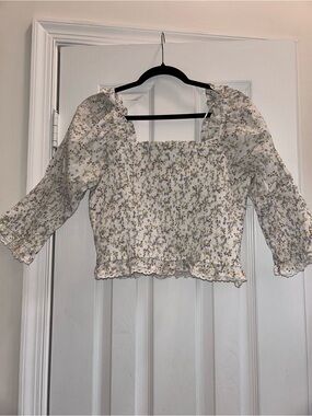 Free the Roses Floral Smocked Square-Neck Top Large NWT White Puff Sleeve Ruffle